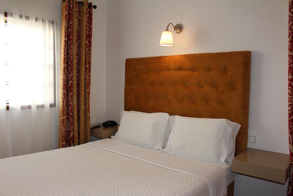 Hotel Residencial Batalha Exterior photo